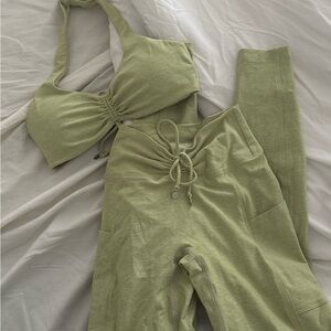 Bombshell Sportswear Green Leggings Set